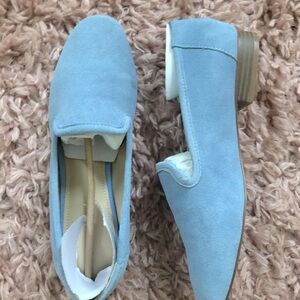 Suede Periwinkle Shelly Flat, Women's 7.5